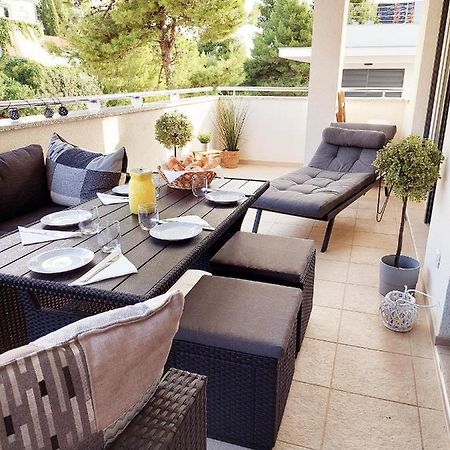 Newhome Nicole Premantura Exterior photo